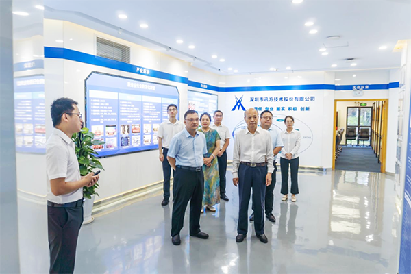 鄭州信息工程職業(yè)學(xué)院領(lǐng)導(dǎo)一行蒞臨訊方技術(shù)考察交流